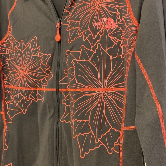 The North Face Women's Dark Gray Jacket with dark coral Floral Pattern - Picture 2 of 8